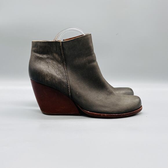 Kork Ease Boots Womens 8 Gray Leather Ankle Booties Wedge Heel Zip Comfort  Shoes